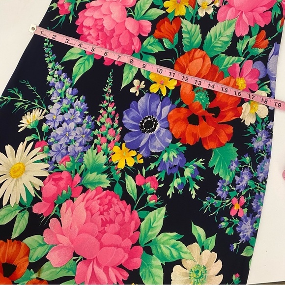 Leonard Paris || Mikado Silk Jersey Dress Belted Floral Navy - Picture 13 of 15